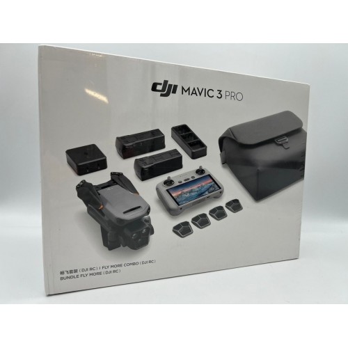 Квадрокоптер DJI Mavic 3 Fly More Combo в Зеленограде DJI RC / с экраном