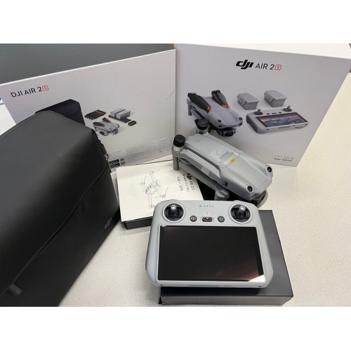 Квадрокоптер DJI AIR 2S Fly More Combo (пульт DJI RC с экраном) в Зеленограде